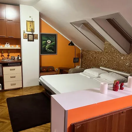 Kockica U Krovu Apartamento *