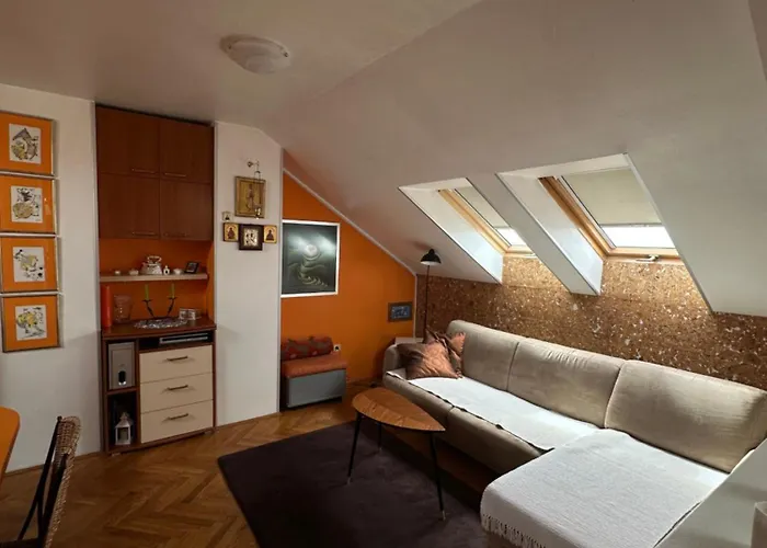 Kockica U Krovu شقة نوفي ساد