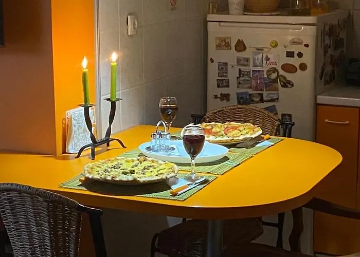 Kockica U Krovu * نوفي ساد